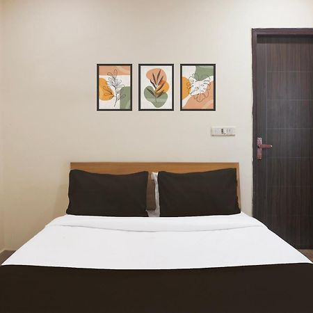 Super Hotel O S J Residency Delhi  Buitenkant foto