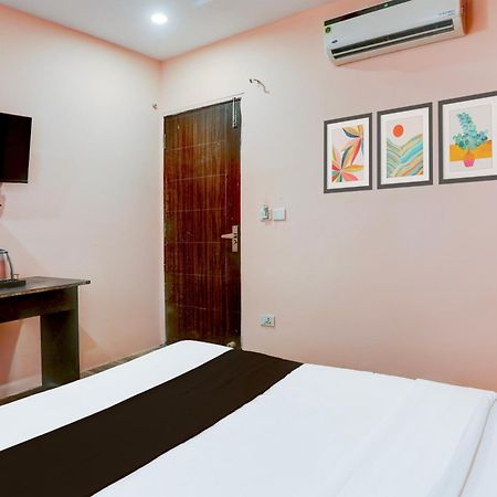 Super Hotel O S J Residency Delhi  Buitenkant foto
