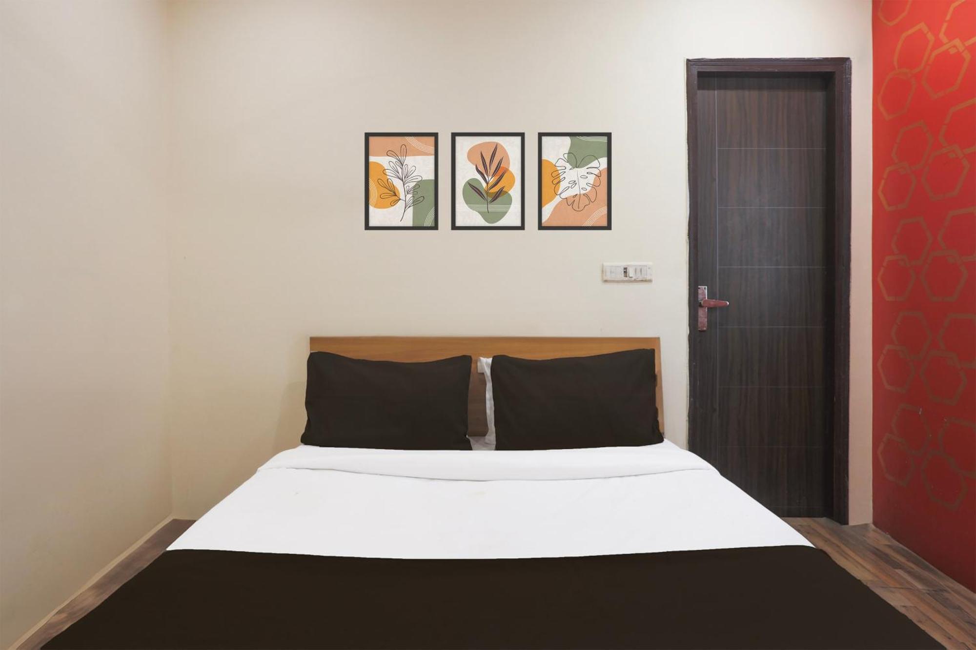 Super Hotel O S J Residency Delhi  Buitenkant foto