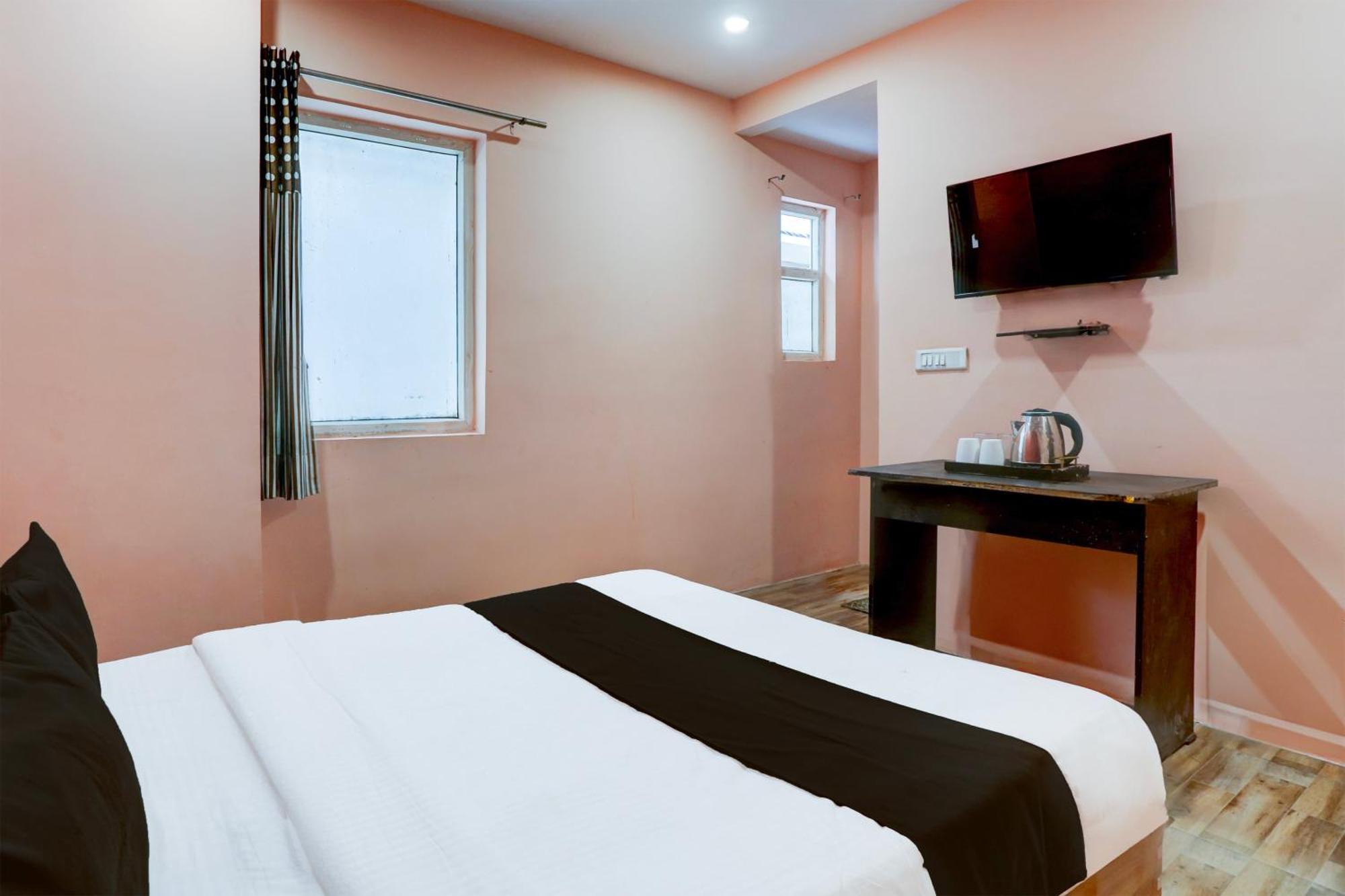 Super Hotel O S J Residency Delhi  Buitenkant foto