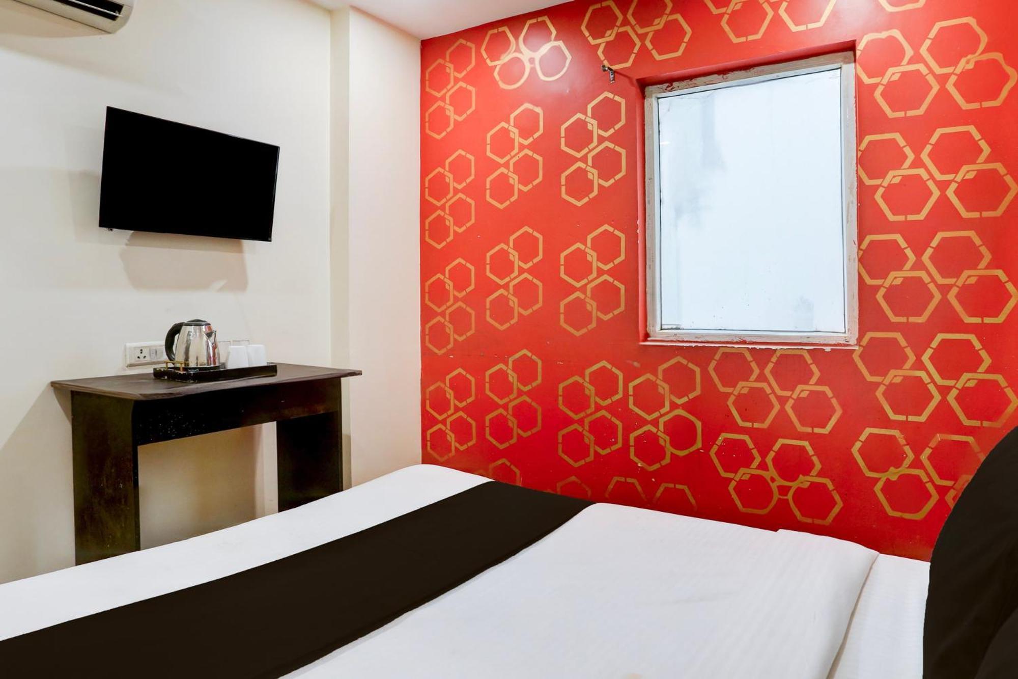 Super Hotel O S J Residency Delhi  Buitenkant foto