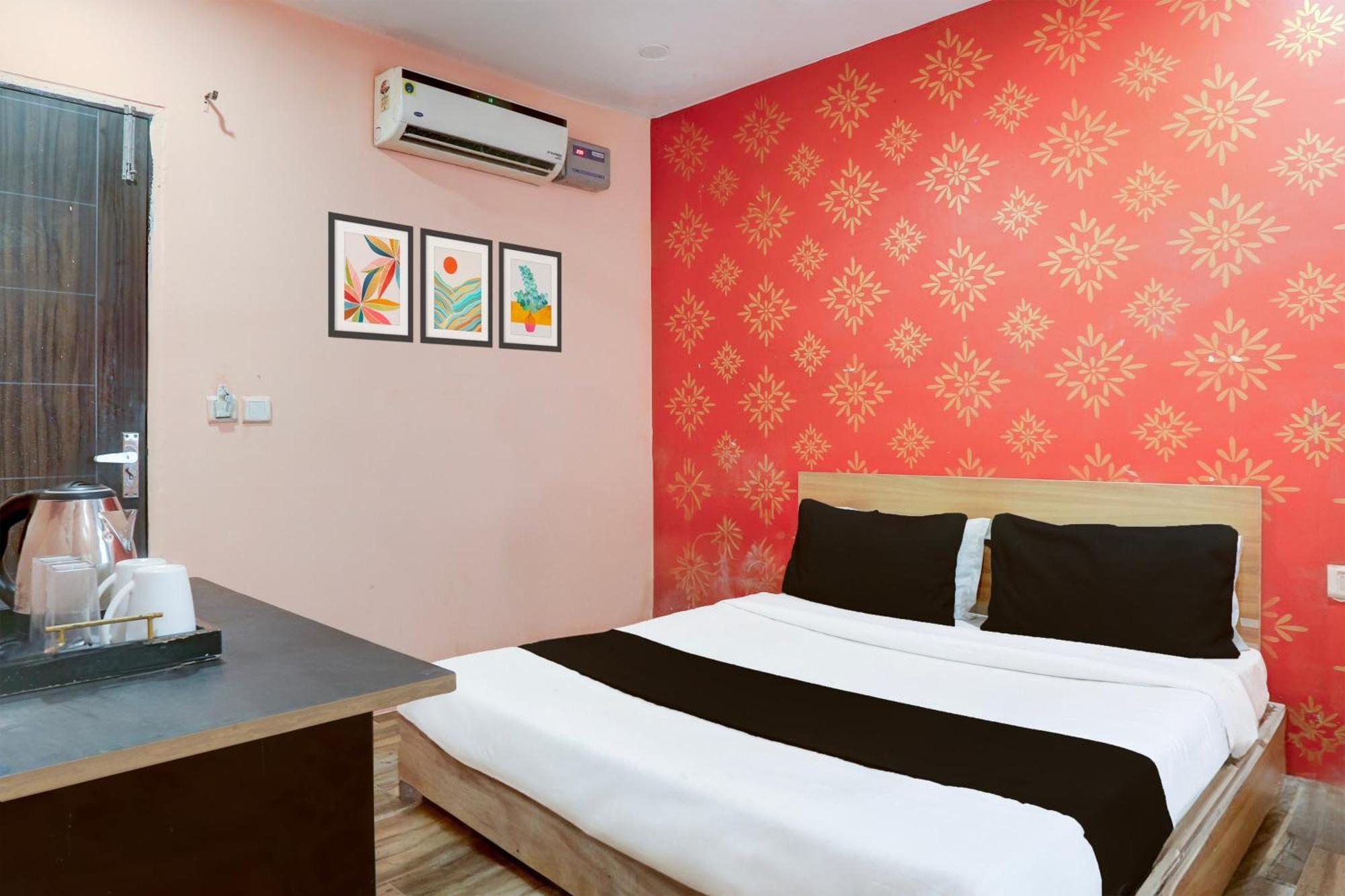 Super Hotel O S J Residency Delhi  Buitenkant foto