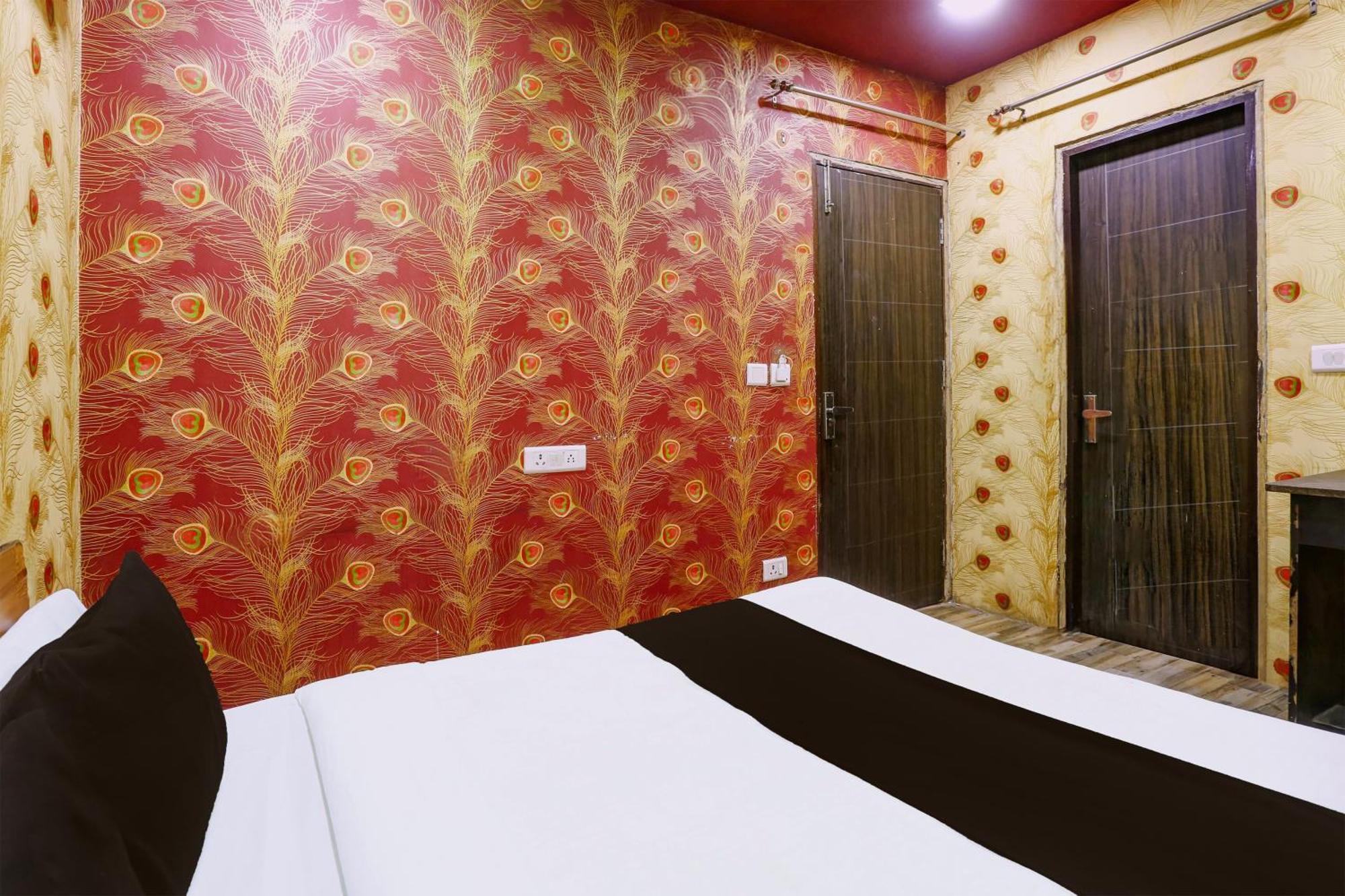 Super Hotel O S J Residency Delhi  Buitenkant foto
